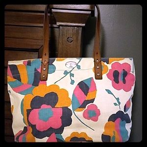 Perfect summer tote by Fossil